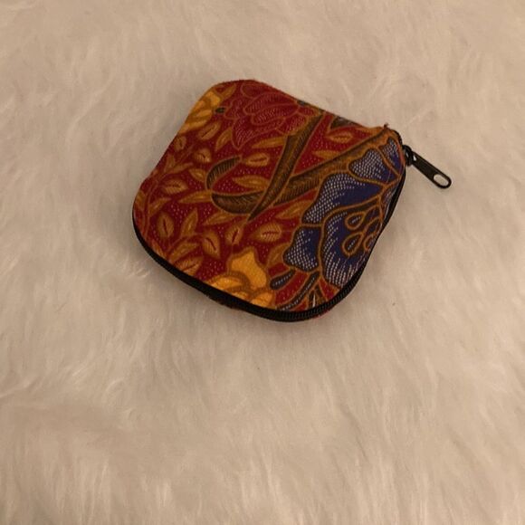 Compact foldaway reusable carry bag - Picture 2 of 10